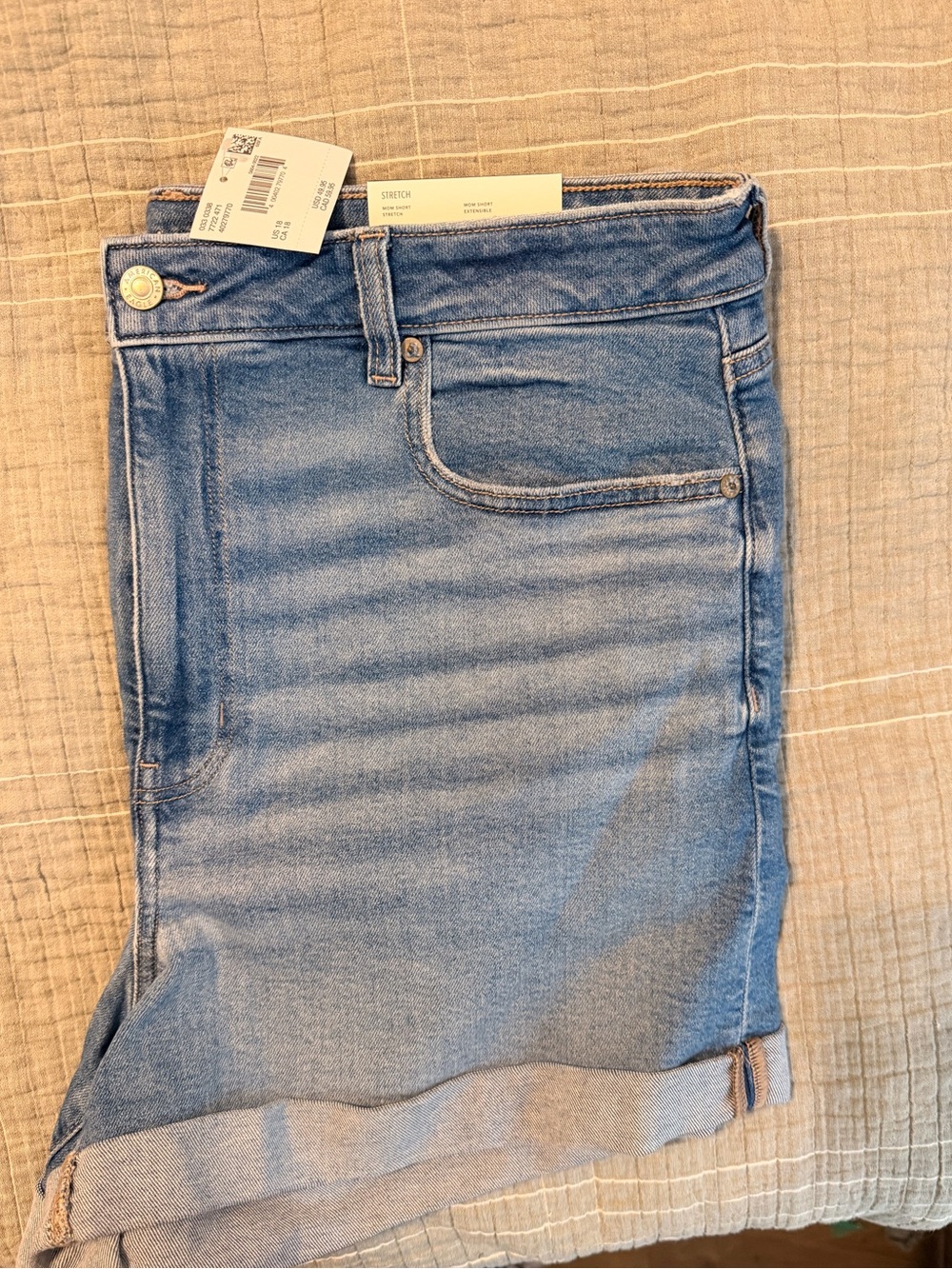 American Eagle Outfitters Women’s Light Blue Boyfriend Denim Shorts